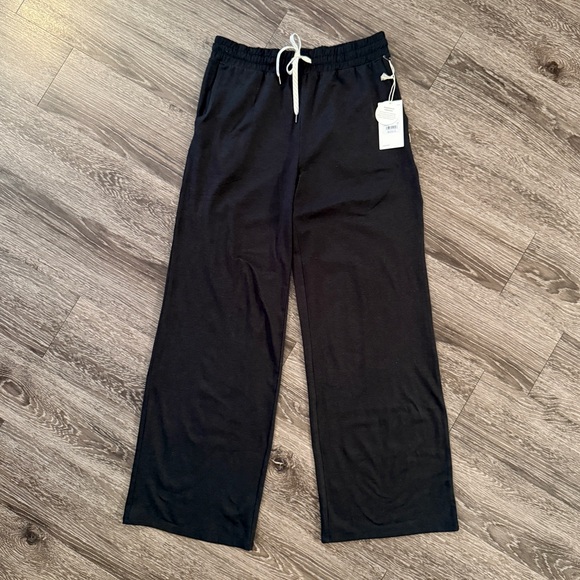 Vuori Pants - Vuori Halo Wide Leg In Black Heather New